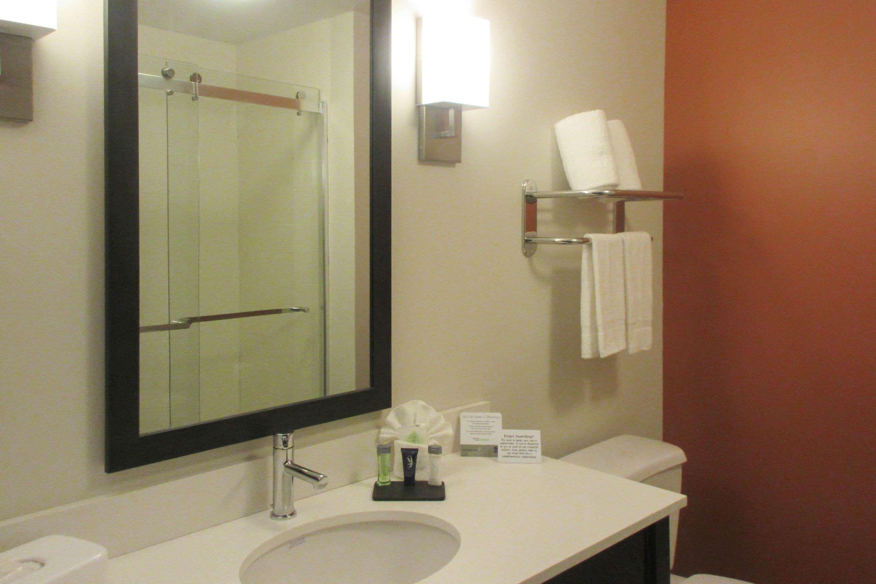 Sleep Inn & Suites Oregon - Madison Bagian luar foto