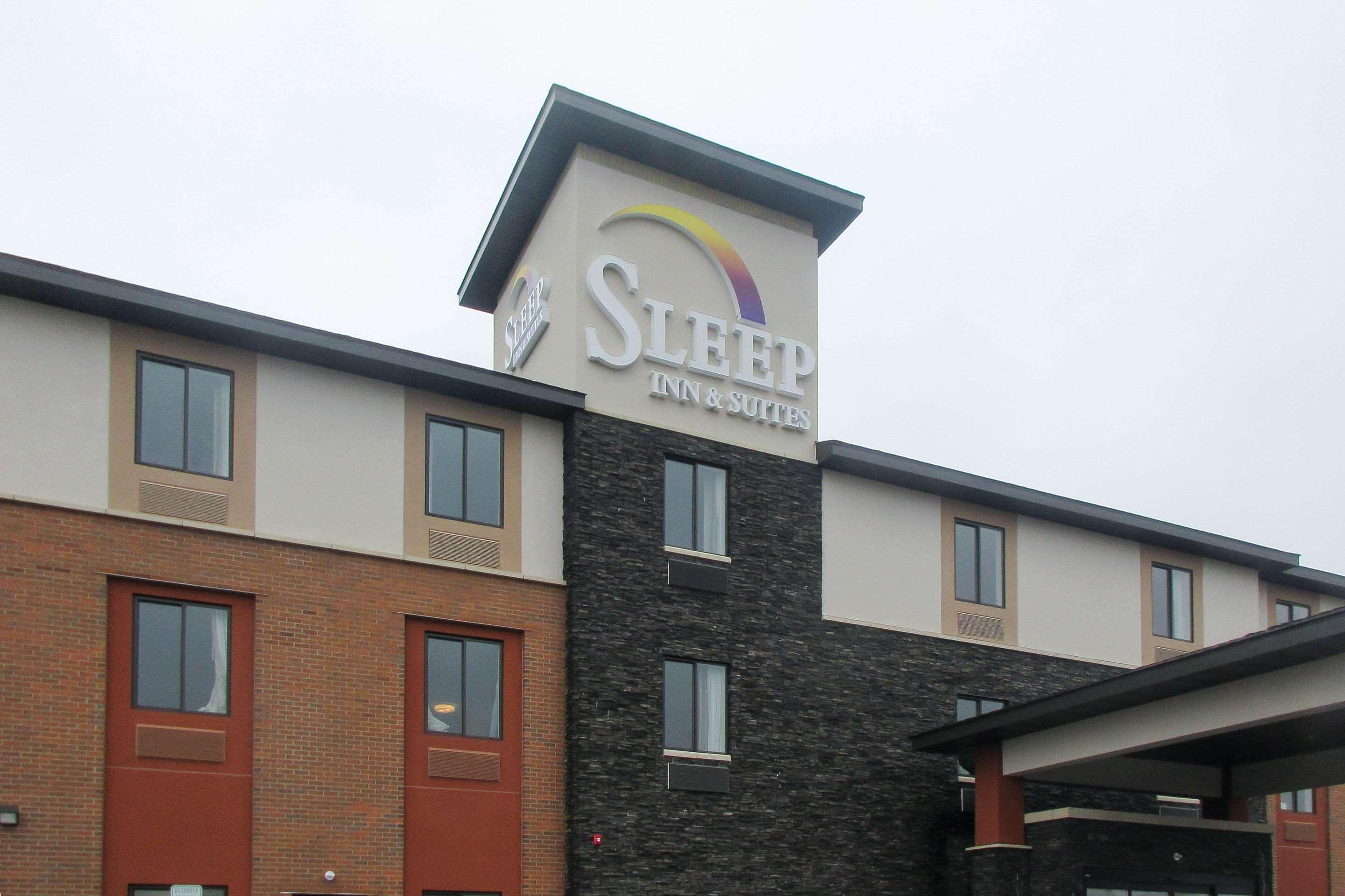 Sleep Inn & Suites Oregon - Madison Bagian luar foto