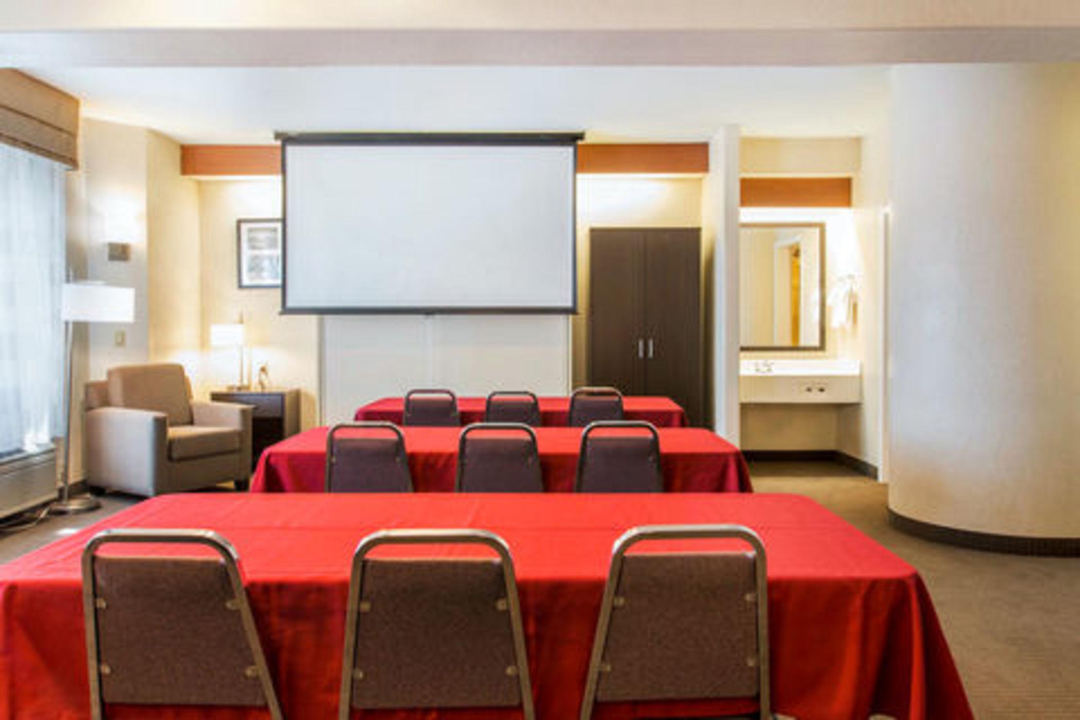 Sleep Inn & Suites Oregon - Madison Bagian luar foto